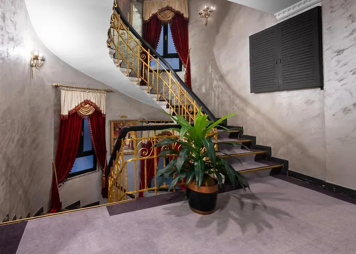 Valide Hotel